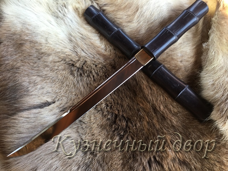 Нож "Самурай" сталь-BOHLER К 340, рукоять-черный граб, ножны-черный граб, хабаки-латунь.
