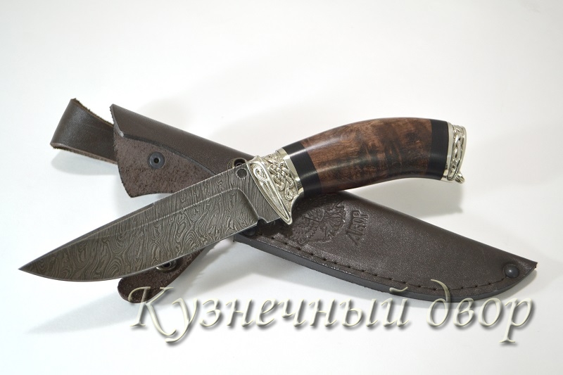 Нож "Зенит" сталь- дамаск, рукоять- художественное литье, карельская береза.