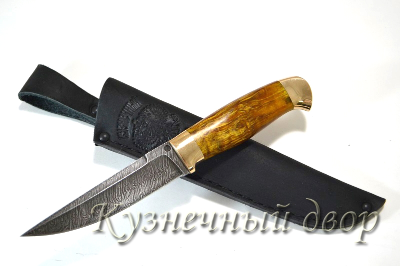 Нож "Финский"  сталь- дамаск, рукоять- карельская береза, латунное литье.
