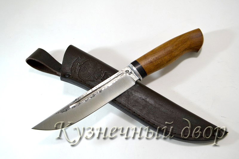 Нож  "Егерь" сталь -Х12МФ кованая, рукоять-орех.