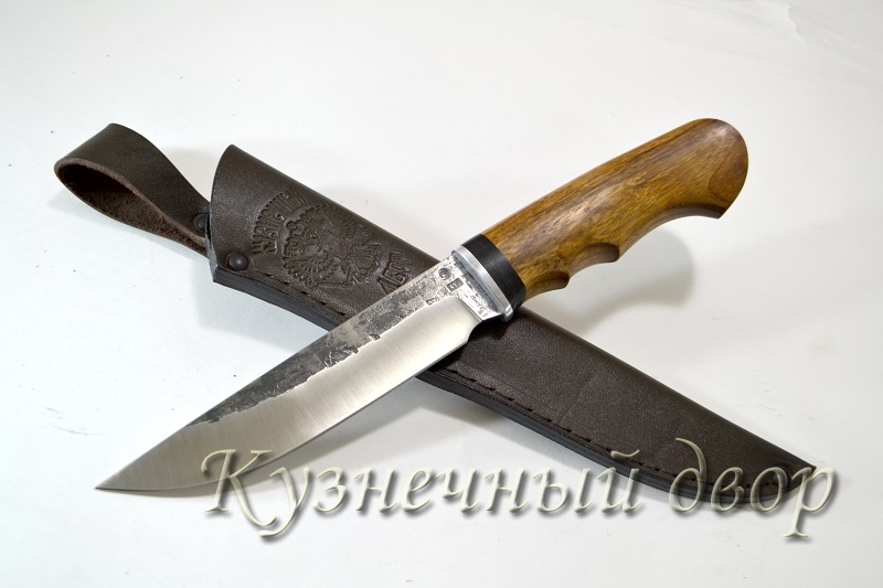 Нож  "Тайга" сталь -Х12МФ кованая, рукоять- орех.