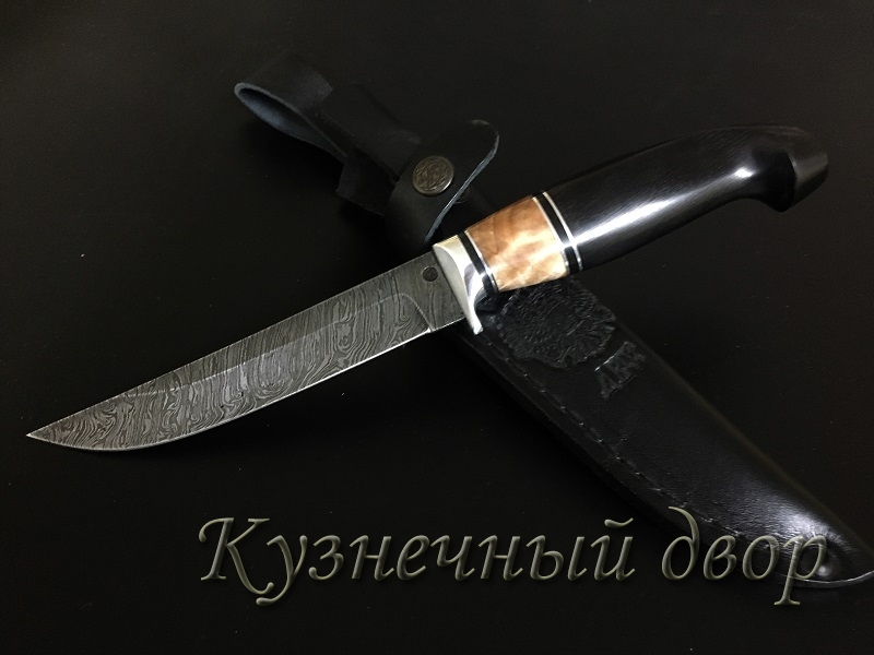 Нож "Ласка" сталь- дамаск, рукоять- мельхиор, карельская береза, граб.