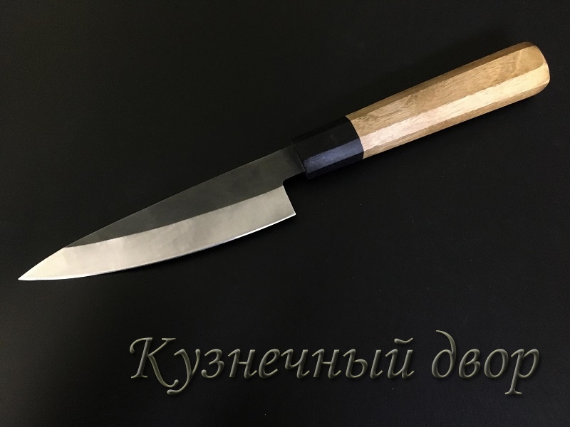 Нож кухонный.  Сталь-АУС-8,  рукоять- черный граб, орех. Артикул 00091.