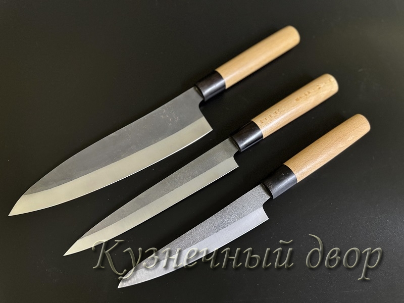 Набор  из 3-х кухонных ножей  из стали АУС-8,  рукоять- черный граб, орех.