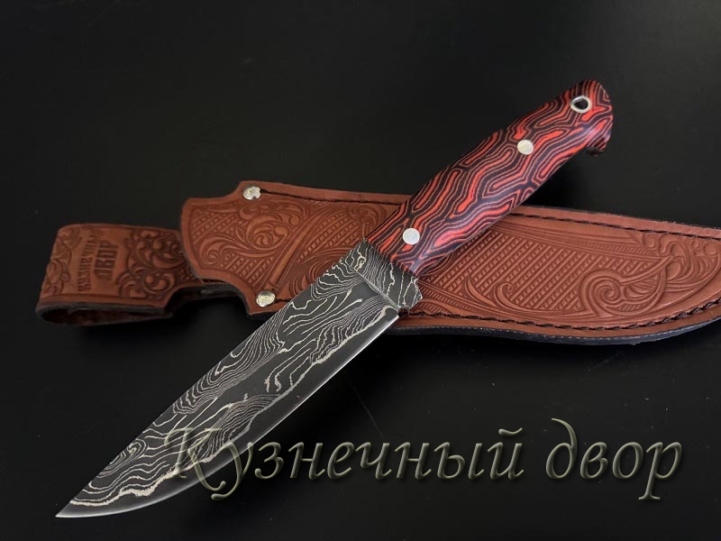 Нож ручной работы "Барс" цельнометаллический из трехслойного ламината, сердечник ШХ15, накладки рукояти- акрил.