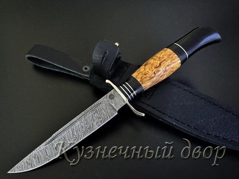 Финка НКВД из дамасской стали, рукоять-мельхиор, карельская береза, черный граб.