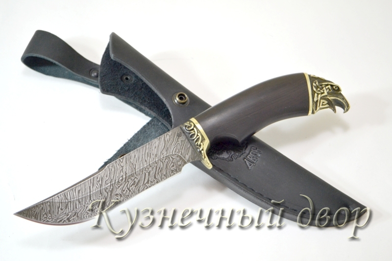 Нож "Корсар" сталь-дамаск, рукоять- художественное литье из  латуни, черный граб.